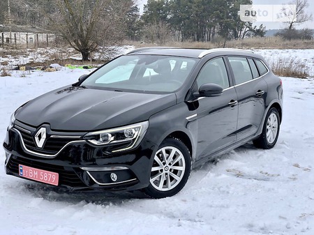 Renault Megane 2017  випуску Київ з двигуном 1.5 л дизель універсал механіка за 13999 долл. 