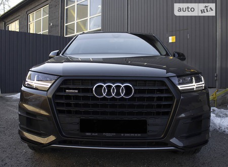 Audi Q7 2015  випуску Київ з двигуном 3 л бензин позашляховик  за 56800 долл. 