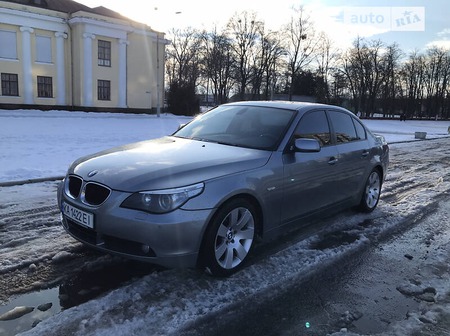 BMW 520 2003  випуску Чернігів з двигуном 2.2 л бензин седан автомат за 7300 долл. 