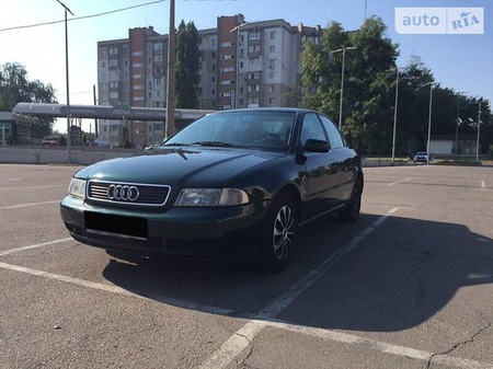 Audi A4 Limousine 1996  випуску Миколаїв з двигуном 1.9 л дизель седан механіка за 4100 долл. 