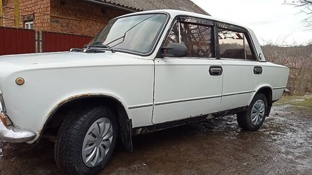 Lada 2101 1980  випуску Чернівці з двигуном 1.2 л бензин седан механіка за 750 долл. 