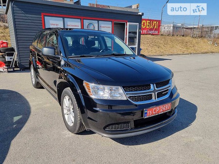 Dodge Journey 2015  випуску Львів з двигуном 2.4 л бензин мінівен автомат за 9900 долл. 