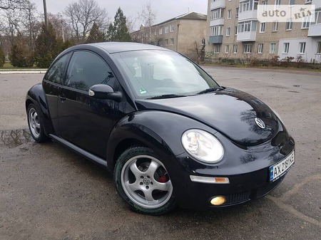 Volkswagen Beetle 2007  випуску Харків з двигуном 1.6 л  хэтчбек механіка за 7700 долл. 