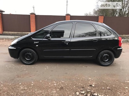 Citroen Xsara Picasso 2009  випуску Житомир з двигуном 1.6 л дизель мінівен механіка за 5100 долл. 