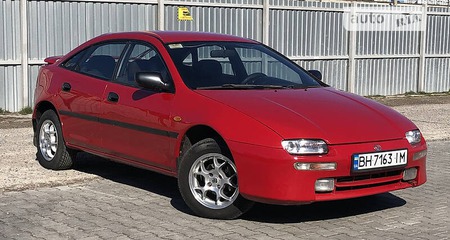 Mazda 323 1994  випуску Одеса з двигуном 1.5 л бензин хэтчбек механіка за 2600 долл. 