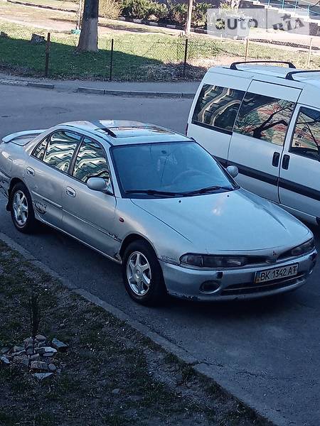 Mitsubishi Galant 1994  випуску Івано-Франківськ з двигуном 0 л бензин седан  за 2500 долл. 