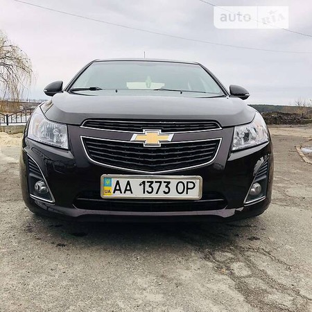 Chevrolet Cruze 2014  випуску Черкаси з двигуном 1.8 л  хэтчбек автомат за 9000 долл. 