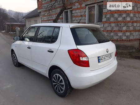 Skoda Fabia 2008  випуску Ужгород з двигуном 1.4 л дизель хэтчбек механіка за 4750 долл. 