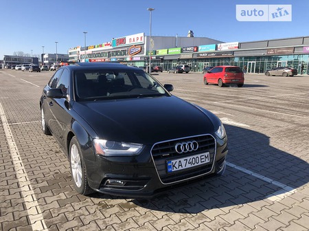 Audi A4 Limousine 2012  випуску Львів з двигуном 2 л бензин седан автомат за 16500 долл. 