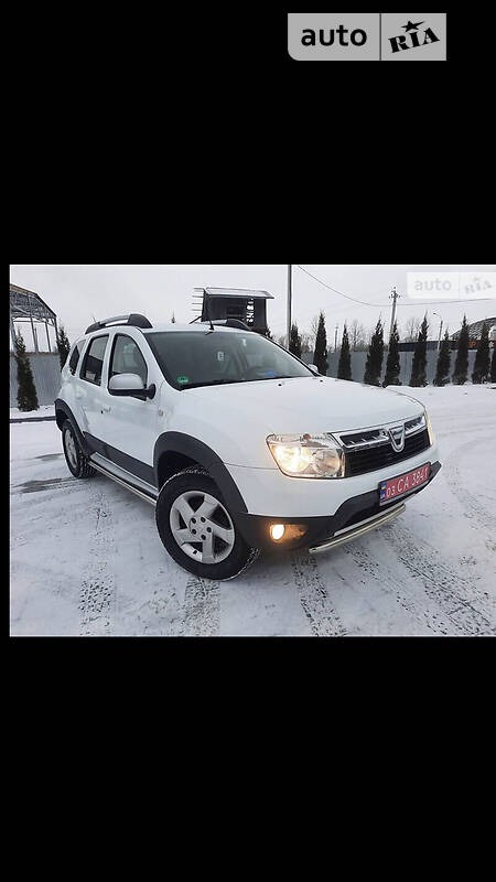 Dacia Duster 2012  випуску Івано-Франківськ з двигуном 1.5 л дизель позашляховик механіка за 9599 долл. 