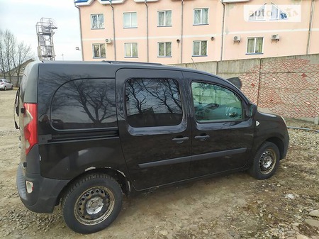 Renault Kangoo 2009  випуску Івано-Франківськ з двигуном 0 л дизель пікап механіка за 5500 долл. 