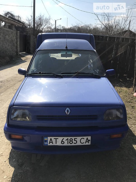 Renault Rapid 1988  випуску Івано-Франківськ з двигуном 1.4 л бензин універсал механіка за 2600 долл. 