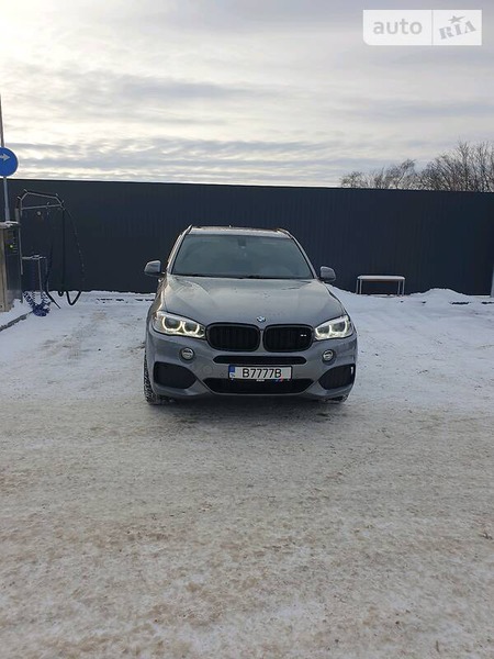 BMW X5 2014  випуску Львів з двигуном 3 л бензин позашляховик автомат за 37800 долл. 