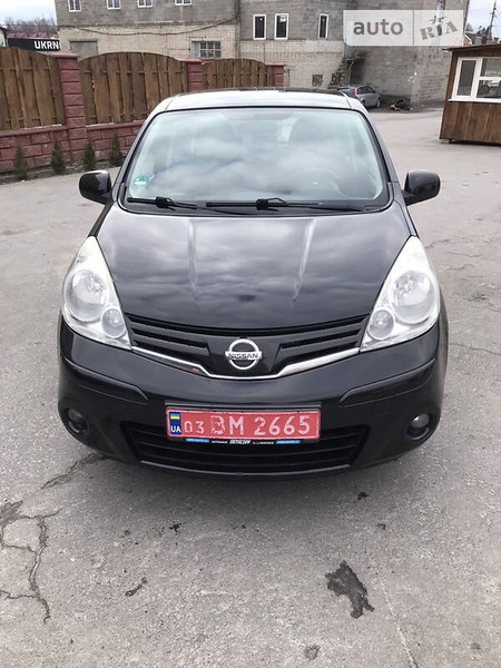 Nissan Note 2009  випуску Рівне з двигуном 1.4 л бензин універсал механіка за 6450 долл. 