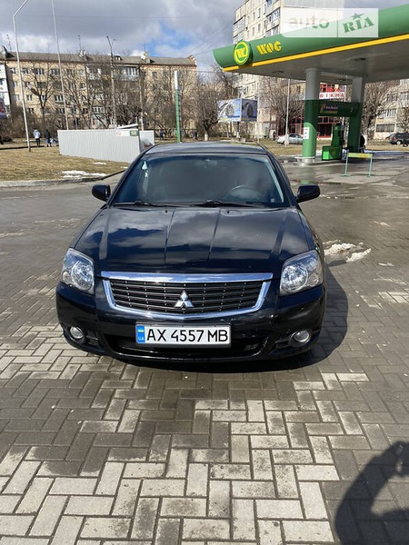 Mitsubishi Galant 2008  випуску Чернівці з двигуном 2.4 л  седан  за 5500 долл. 