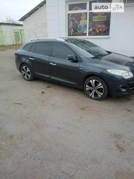 Renault Megane 2011  випуску Київ з двигуном 1.5 л дизель універсал автомат за 8300 долл. 