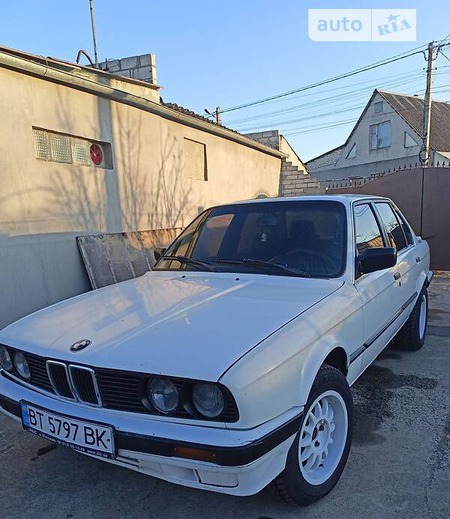 BMW 324 1990  випуску Одеса з двигуном 2.4 л дизель седан механіка за 1650 долл. 
