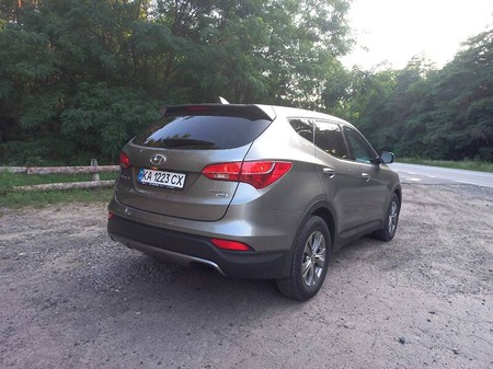 Hyundai Santa Fe 2013  випуску Полтава з двигуном 0 л  позашляховик автомат за 16000 долл. 