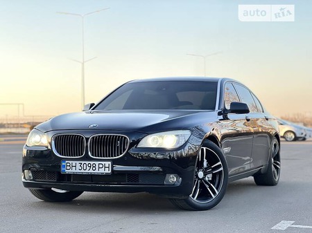 BMW 750 2009  випуску Одеса з двигуном 4.4 л бензин седан автомат за 13300 долл. 