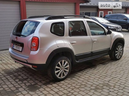 Dacia Duster 2012  випуску Івано-Франківськ з двигуном 1.6 л бензин позашляховик механіка за 8900 долл. 