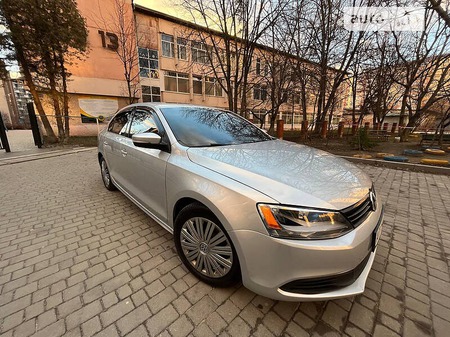 Volkswagen Jetta 2010  випуску Івано-Франківськ з двигуном 2.5 л бензин седан механіка за 8300 долл. 