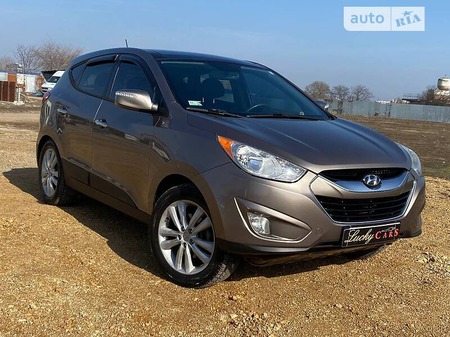 Hyundai Tucson 2011  випуску Одеса з двигуном 2.4 л бензин позашляховик автомат за 12700 долл. 