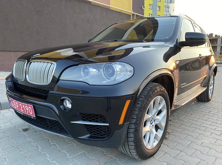 BMW X5 2011  випуску Тернопіль з двигуном 3 л дизель позашляховик автомат за 19950 долл. 