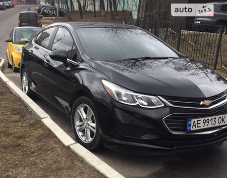 Chevrolet Cruze 2018  випуску Київ з двигуном 1.4 л бензин хэтчбек  за 12500 долл. 