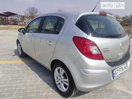 Opel Corsa 2010  випуску Івано-Франківськ з двигуном 1.3 л дизель універсал автомат за 6200 долл. 