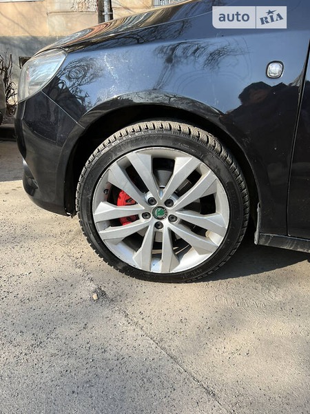 Skoda Fabia 2011  випуску Львів з двигуном 1.4 л бензин універсал автомат за 8500 долл. 