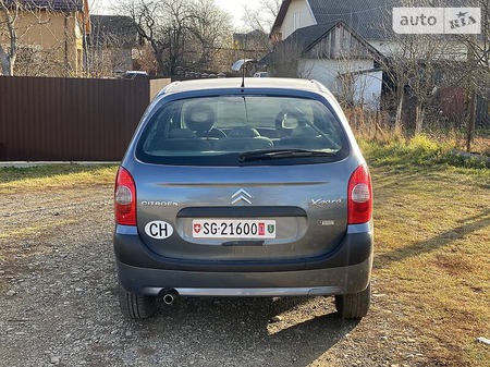 Citroen Xsara Picasso 2010  випуску Львів з двигуном 1.6 л бензин хэтчбек механіка за 4999 долл. 