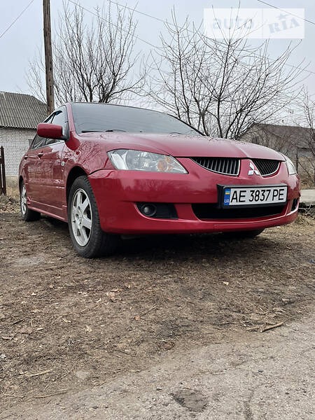 Mitsubishi Lancer 2003  випуску Дніпро з двигуном 1.6 л бензин седан механіка за 5500 долл. 