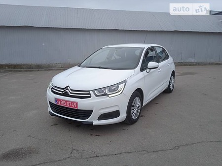 Citroen C4 2016  випуску Житомир з двигуном 1.6 л дизель хэтчбек механіка за 9300 долл. 