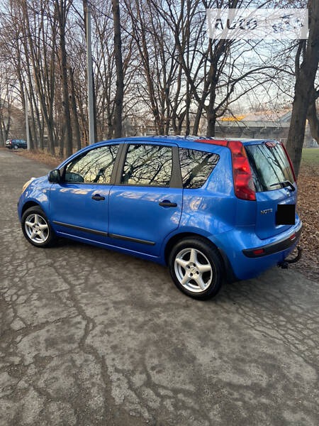 Nissan Note 2006  випуску Івано-Франківськ з двигуном 1.4 л бензин хэтчбек механіка за 5000 долл. 