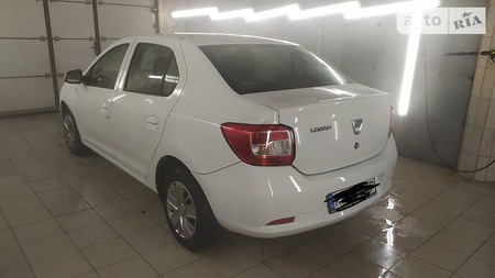 Dacia Logan 2015  випуску Ужгород з двигуном 1.5 л дизель седан механіка за 7200 долл. 