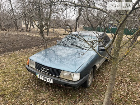 Audi 100 1991  випуску Чернівці з двигуном 2.3 л бензин седан механіка за 1050 долл. 