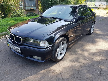 BMW 323 1996  випуску Київ з двигуном 2.5 л бензин купе автомат за 5500 долл. 