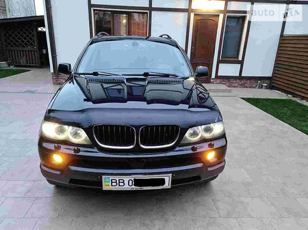 BMW X5 2005  випуску Луганськ з двигуном 3 л бензин позашляховик автомат за 11000 долл. 