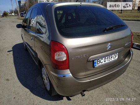 Citroen Xsara Picasso 2009  випуску Львів з двигуном 1.6 л бензин універсал механіка за 4200 долл. 