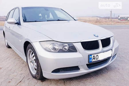 BMW 318 2007  випуску Ужгород з двигуном 1.8 л бензин універсал механіка за 6150 долл. 