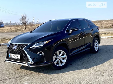 Lexus RX 350 2016  випуску Черкаси з двигуном 3.5 л бензин позашляховик автомат за 31300 долл. 