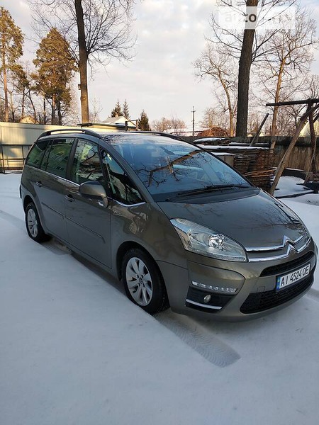 Citroen C4 Picasso 2012  випуску Львів з двигуном 1.6 л бензин мінівен  за 9100 долл. 