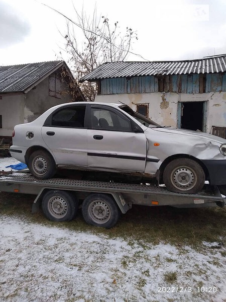 Daewoo Lanos 2008  випуску Івано-Франківськ з двигуном 1.5 л бензин седан механіка за 1300 долл. 