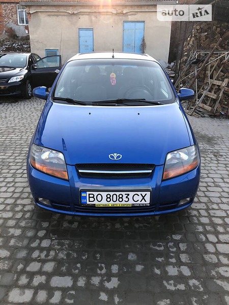 Daewoo Kalos 2004  випуску Тернопіль з двигуном 1.4 л бензин хэтчбек автомат за 4500 долл. 