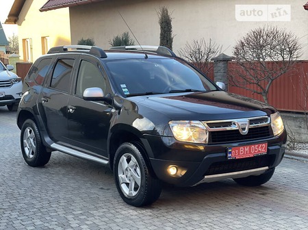 Dacia Duster 2011  випуску Івано-Франківськ з двигуном 1.5 л дизель позашляховик механіка за 7999 долл. 