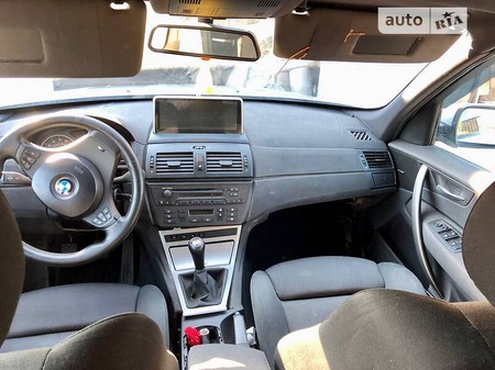 BMW X3 2005  випуску Рівне з двигуном 2.5 л бензин позашляховик механіка за 7500 долл. 