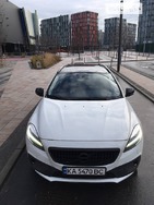 Volvo V40 09.04.2022