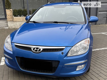 Hyundai i30 2009  випуску Вінниця з двигуном 1.6 л дизель універсал механіка за 6800 долл. 