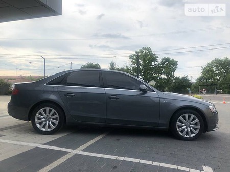 Audi A4 Limousine 2012  випуску Львів з двигуном 2 л бензин седан автомат за 13500 долл. 