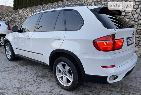 BMW X5 2011  випуску Тернопіль з двигуном 3 л дизель універсал автомат за 19900 долл. 